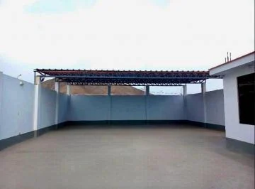 Alquiler de Local con Piso Reforzado 255 m² | Ideal Carwash, Taller o Almacén