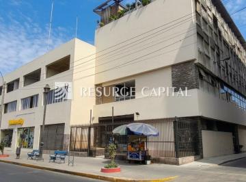 Oficinas Corporativas en Av. Alfonso Ugarte | Zócalo Comercial