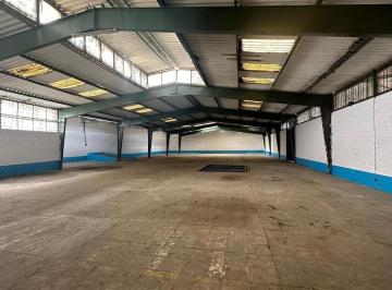 Alquilo Almacen en El Callao, en Nestor Gambeta 2, 220 m²