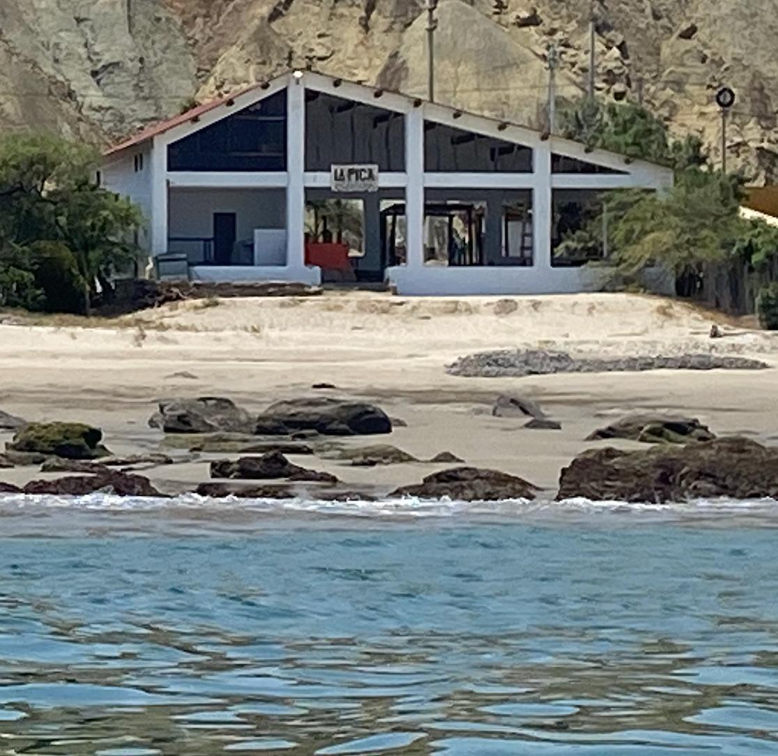 Alquilo Restaurante Implementado F/mar Canoas de Punta Sal Tumbes