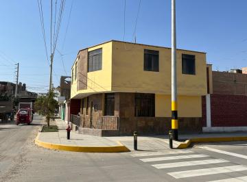 Chincha Alquiler Hermosa Casa en Esquina con Bungaló