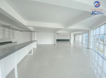 Alquilo Oficinas en Centro Empresarial El Agustino