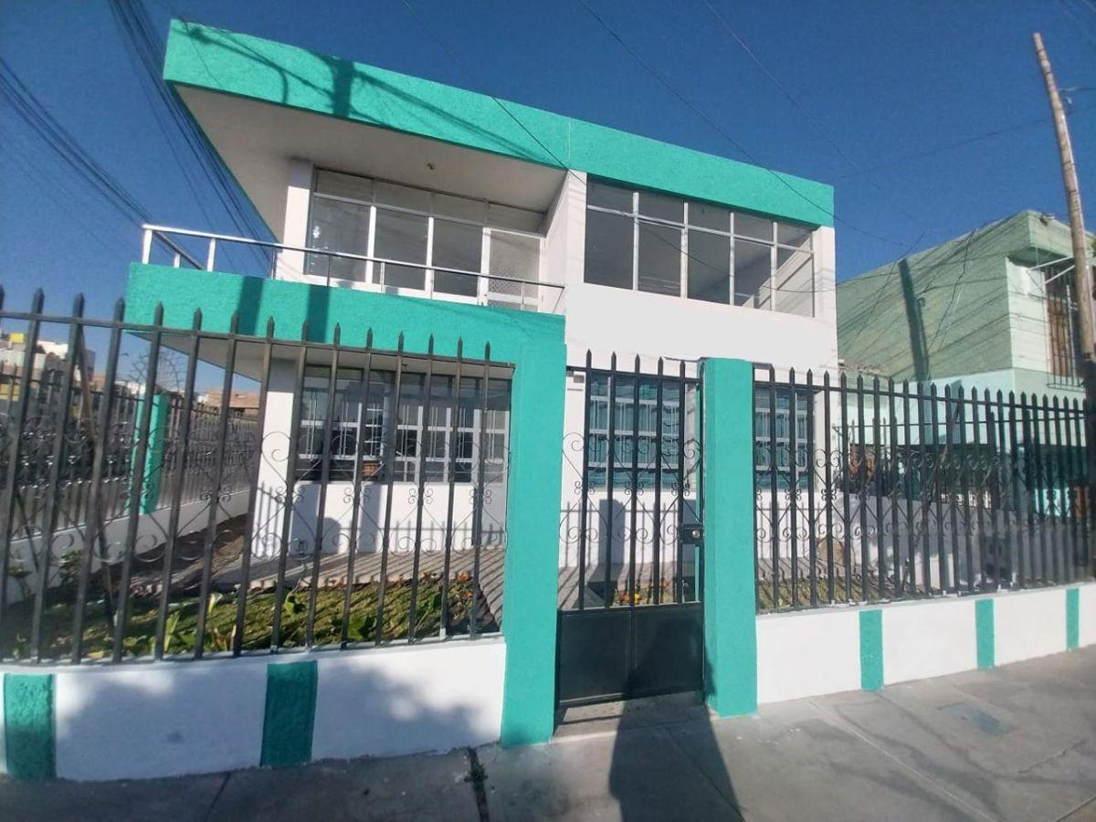 Casa Cerca Centro Comercial Siglo Xx Avelino Caceres