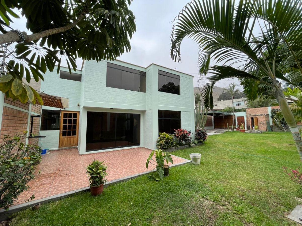 Linda Casa 500 m² en El Sol de La Molina
