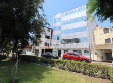 Oficinas o Consultorios Frente a La Fabrica de Donofrio en Av. Venezuela