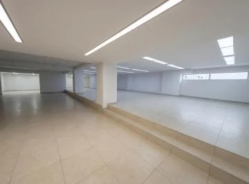 Local en 2do Piso de Edificio/galería Comercial en Jiron de La Unión