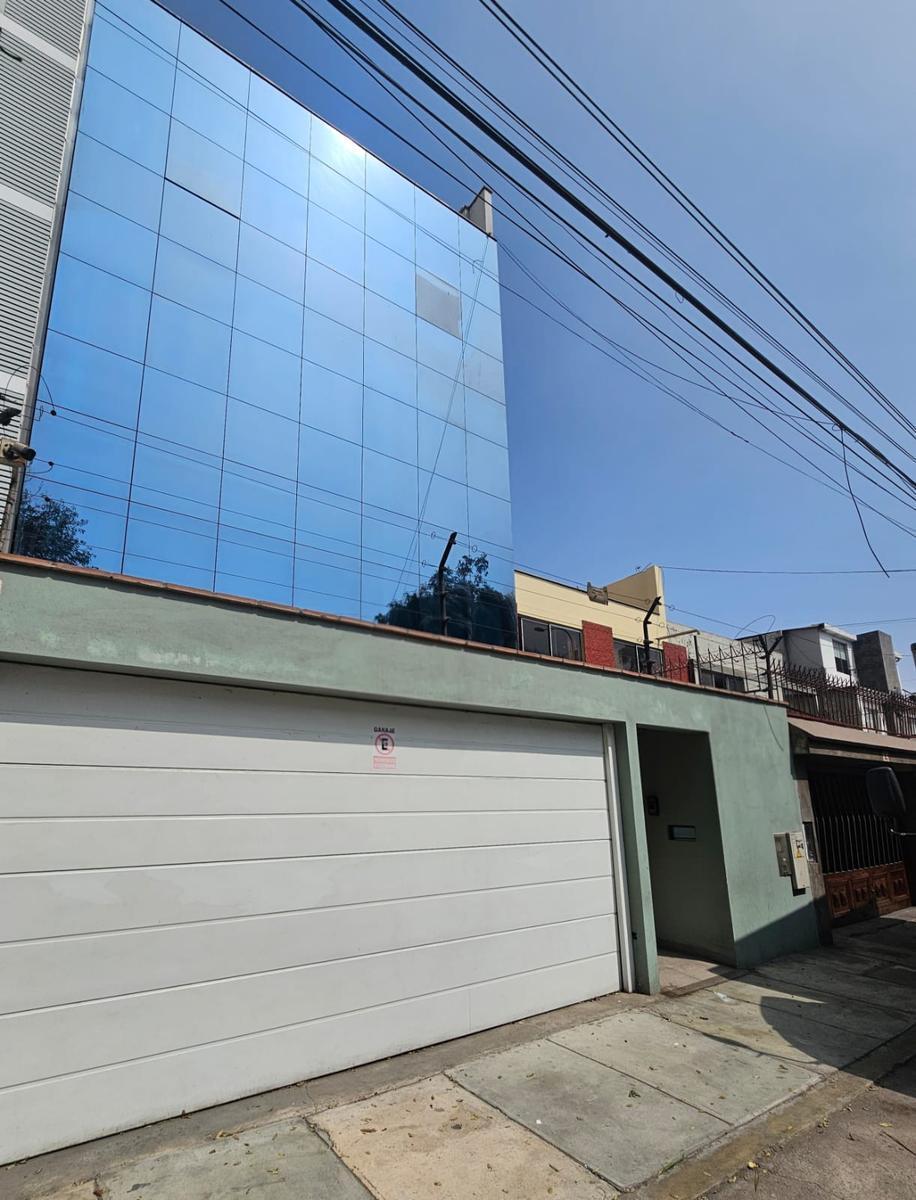 Se Alquila Edificio de 4 Pisos en Av Cipriano Dulanto Pueblo Libre