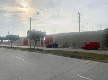 Terreo I2 Cercado con Doble Frente