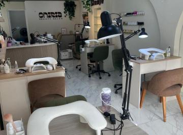 Traspaso Hermoso Salon de Belleza, Nails