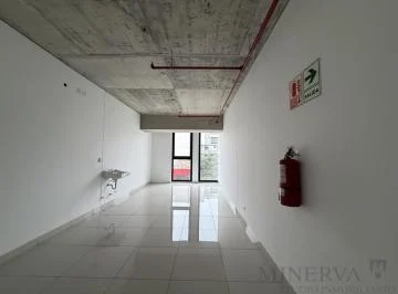 Consultorio en Miraflores - 30 m² - Estacionamiento - de Estreno