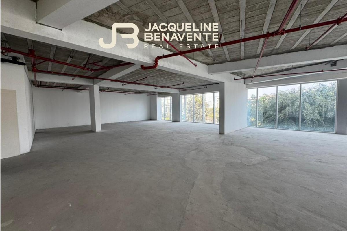 Alquilo Oficinas en Gris en Miraflores
