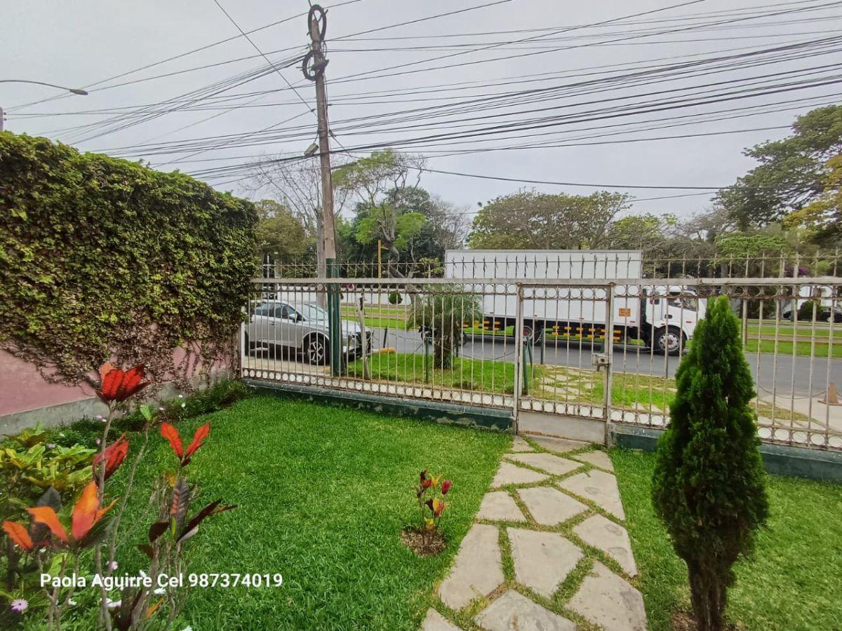 Alquilo Amplia Casa de 2 Pisos en Plena Av Salaverry / San Isidro Limite con Magdalena
