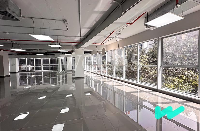 Weens Alquila Oficinas Implementadas en San Isidro. Excelente Ubicacion
