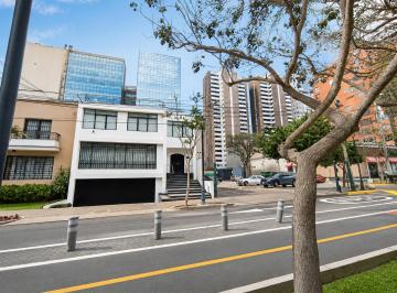 Amplia Casa Para Oficinas con Jardín y Sótano | San Isidro | a un Paso de Vivanda
