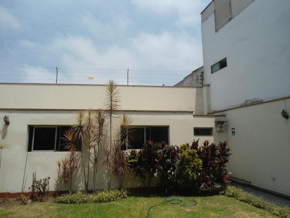 Alquiler de Edificio de 3 Pisos Para Oficinas, San Isidro