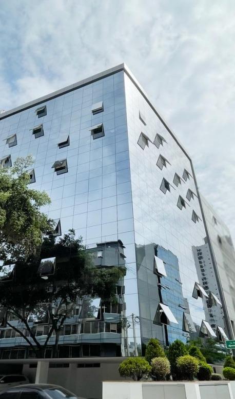 Oficinas Implementadas en Alquiler en Edificio Prime | San Isidro Financiero