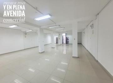 Piso 1 - Cdra 26 de La Av. Próceres de La Independencia / Zona Comercial
