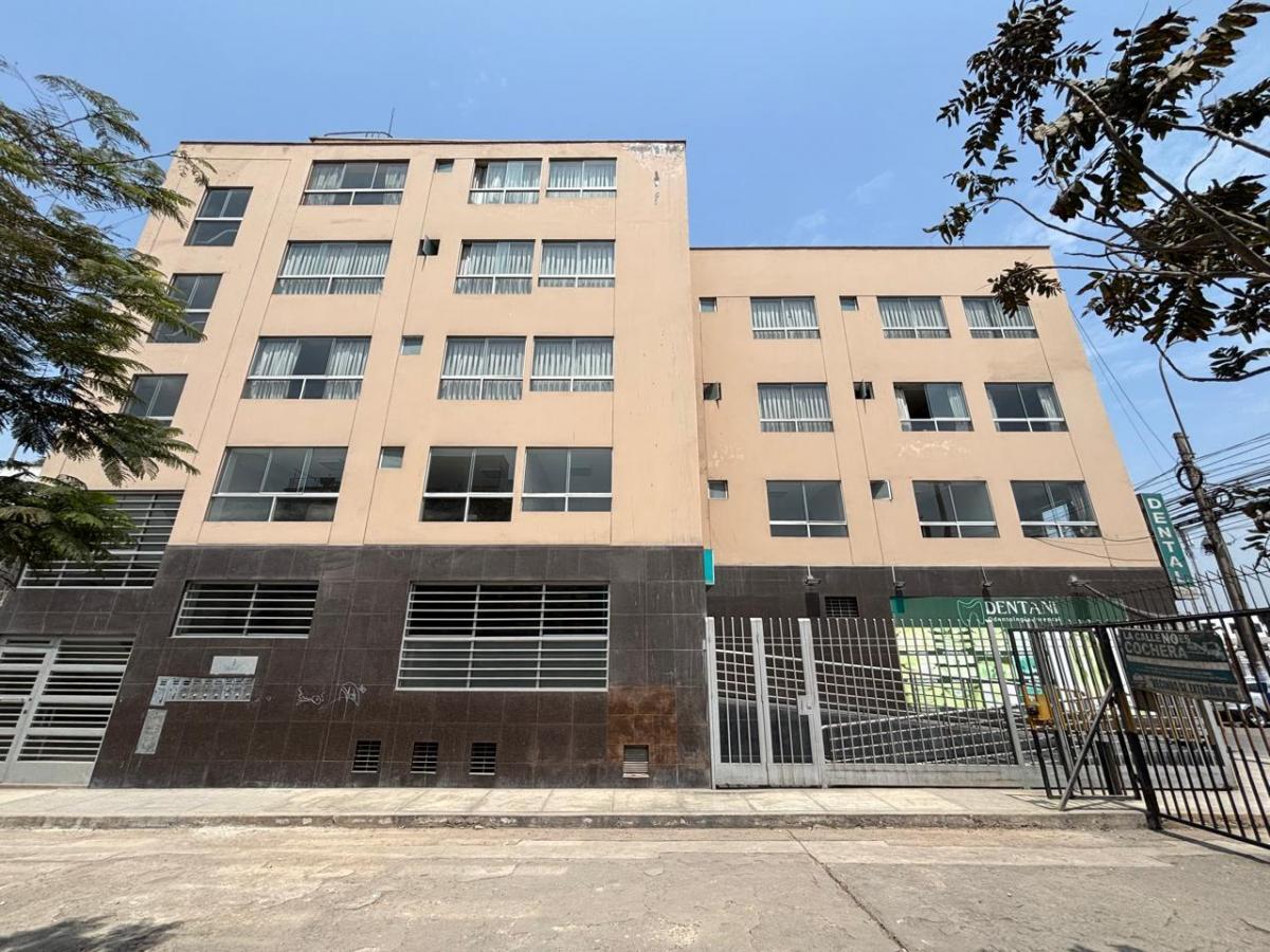 Alquiler Variedas de Oficinas (7 m², 10 m² y 35 M²) en Santa Anita – Av. Cascanueces