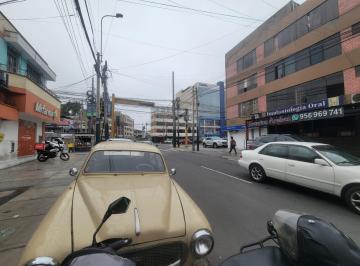 Casa en Centro Comercial Monterrico