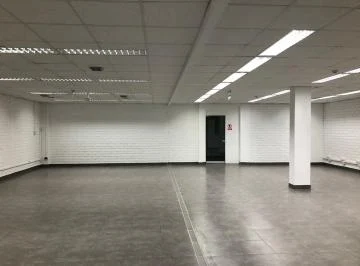Surquillo – Alquiler Edificio Administrativo Implementado de 1, 100 m² Límite con San Isidro