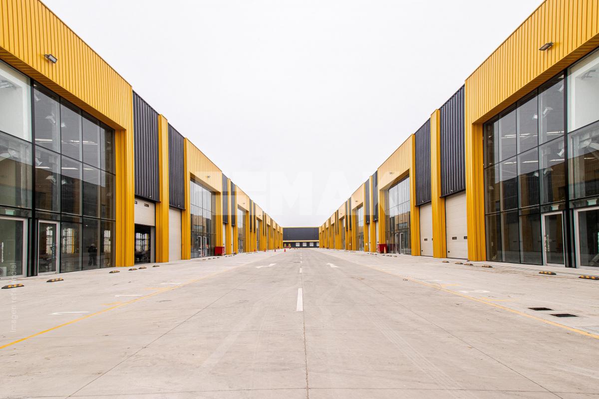 Almacenes Desde 500 m² - Condominio Logístico Adn en Ventanilla - alquiler