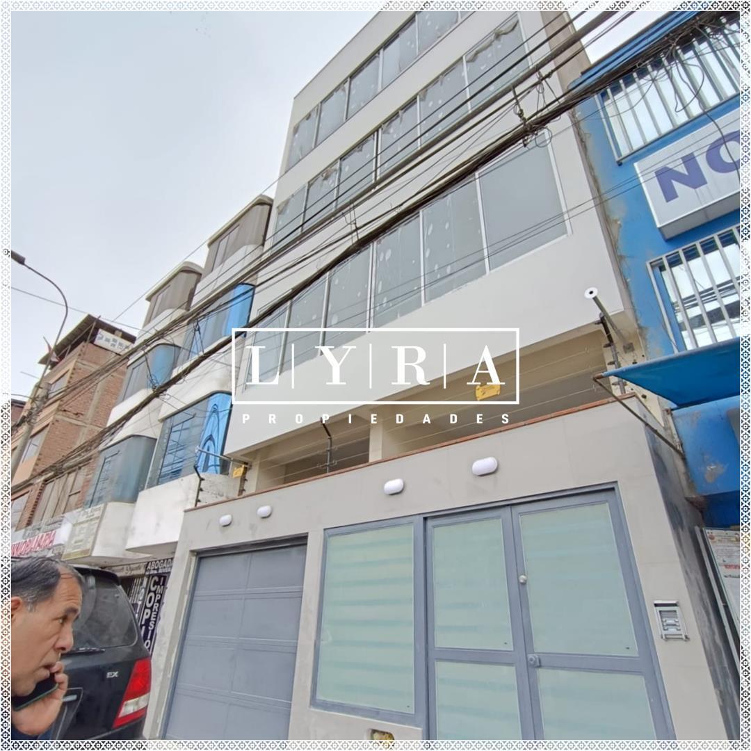 Moderno Edificio Implementado a Pasos de La Municipalidad de Ves