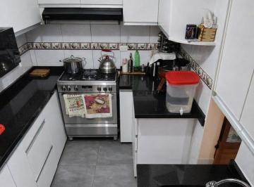 Casa de 3 Pisos + Bloque Independiente en Alto Selva Alegre (Asa)