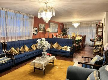 Amplia Casa en Venta de 321.75 m² – Cerca del Hospital General y La Unsa Biomédicas | Arequipa