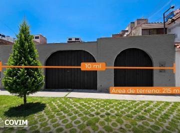 Casa Como Terreno en José Luis Bustamante y Rivero – Urb. Monterrey