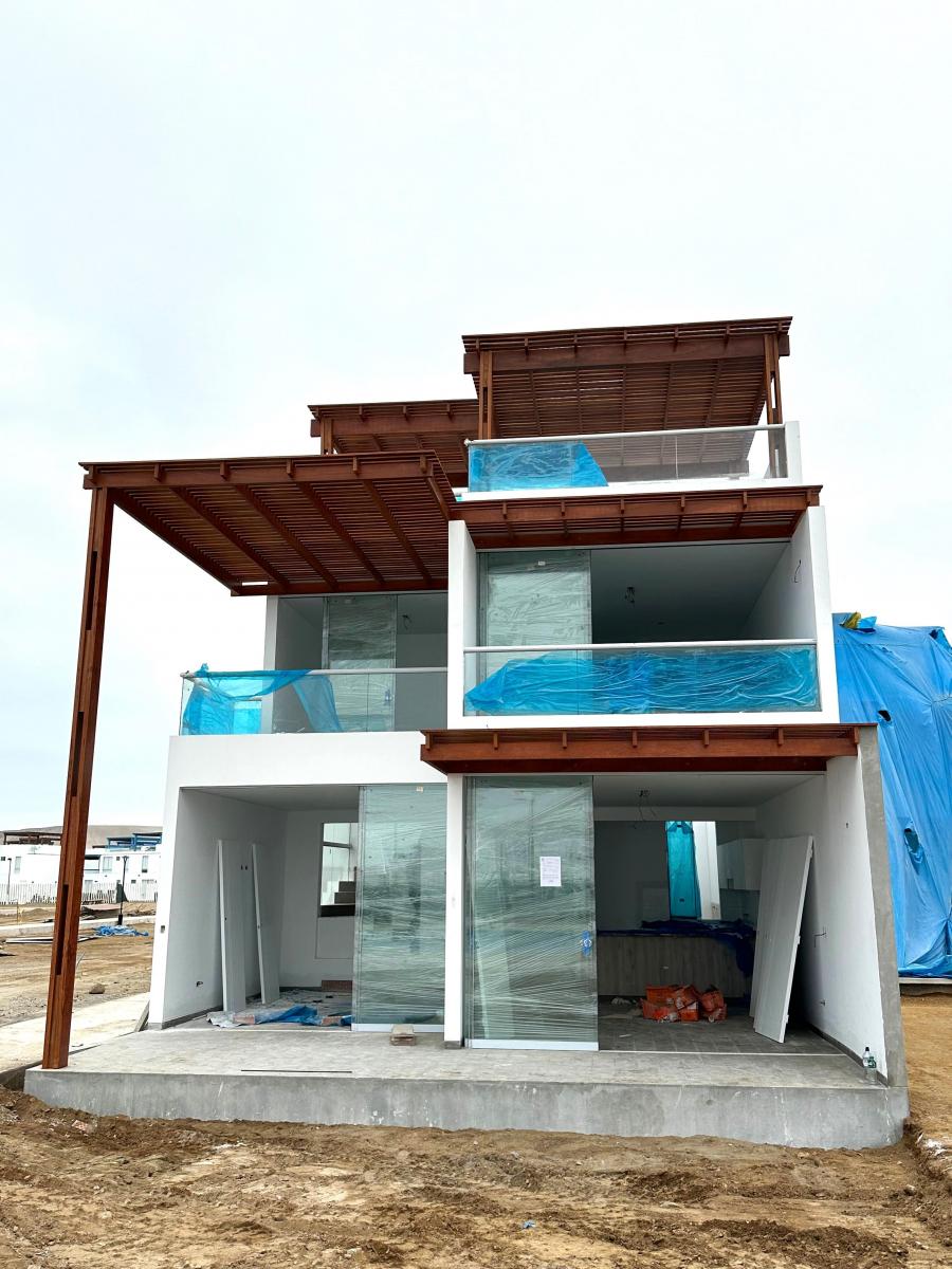 Casa de Playa D - 17 en Venta, Condominio Santorini (1era Etapa)