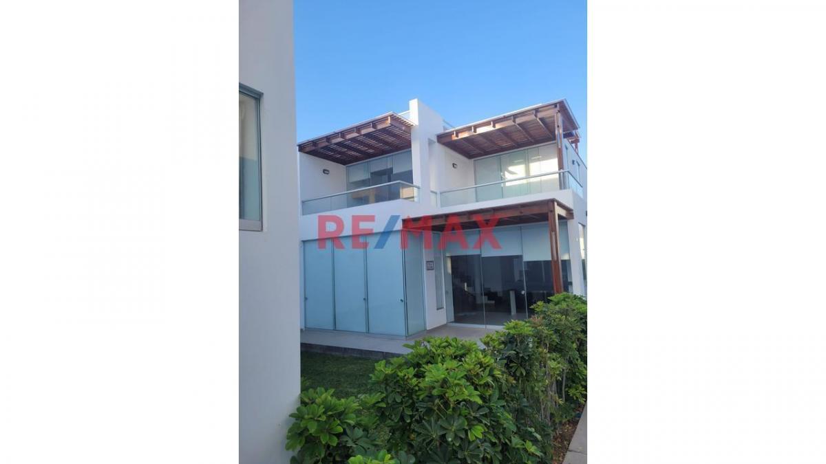 Casa de Playa en Venta con Piscina Privada – Condominio Mikonos, Km 106 Asia