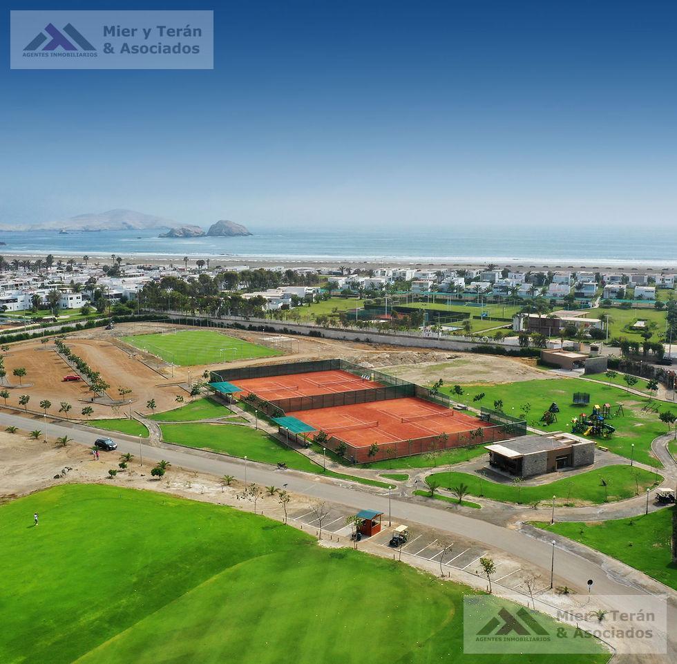 Venta de Lotes en Condominio Asia Golf - Lt 12 (609 - 1025 - 45)