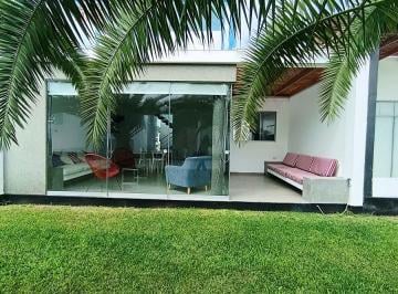 Tu Casa de Playa Ideal en Farallones! 3ra Fila – Diseño Moderno y con Piscina