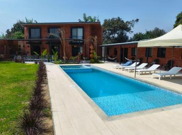 Estrena Una Casa Ecológica en Asia! Piscina, Jacuzzi, 5 Dormitorios y Lista Para Disfrutar