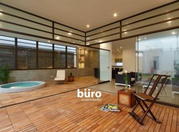Preciosa Casa de Playa en Venta en Playa Gaviotas, Asia
