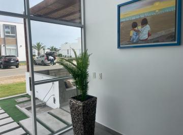 Venta de Hermosa Casa de Playa en Condominio Coral