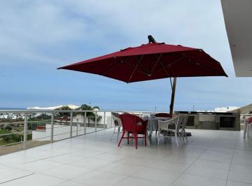 Se Vende Espectacular Casa de Playa en El Condominio del Golf de Asia