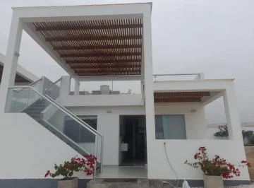 Venta Casa Semi Amoblada 3 Dormitorios - Playa La Encontrada