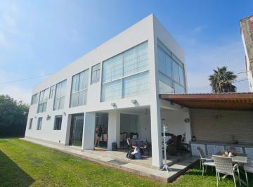 Casa de Playa de 927 m² en Venta en Playa Chocalla