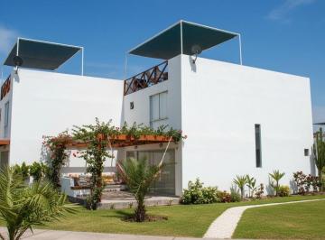 Linda Casa en Condominio Asia del Mar