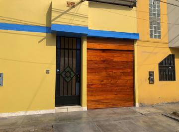 Venta de Casa Ate Santa Rosita - 120 m² - 3 Dorm 3 Baños - Preparada Para Construir 5 Pisos