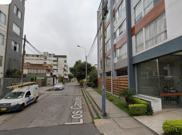 Se Vende Casa Como Terreno 330 m² Param 7 Pisos Salamaca de Monterrico
