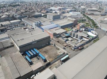 Lote en Esquina en Urb. Industrial Santa Rosa