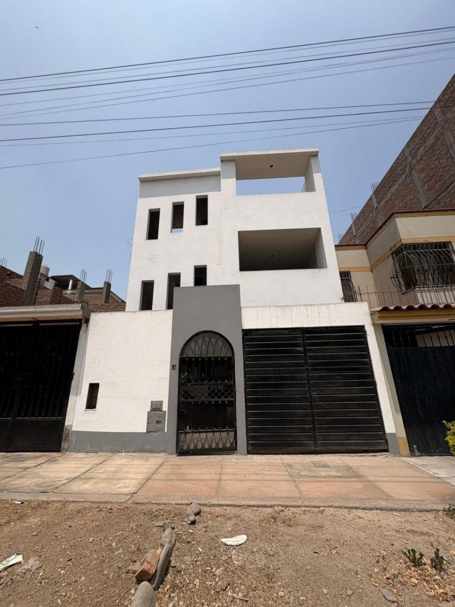 Vendo Hermosa Casa de 120 m² en Ate