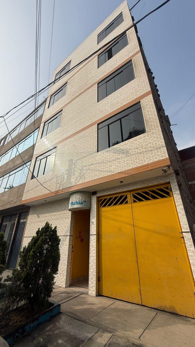 "Hostal en Venta Huaycán – 26 Habitaciones – Excelente Inversión"