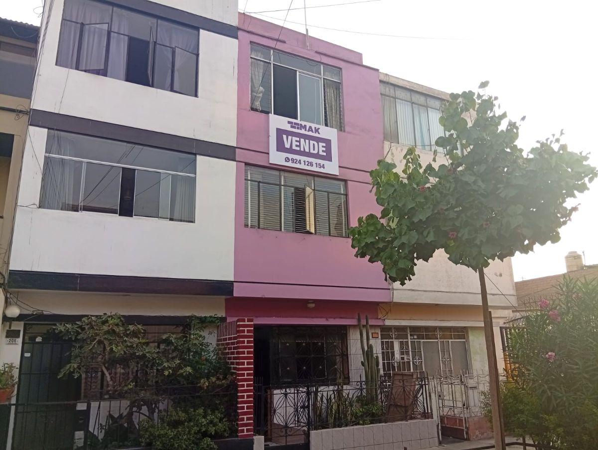 Venta de Casa de 3 Pisos en Breña – Excelente Ubicación Cerca a Todo Lo Que Necesitas.