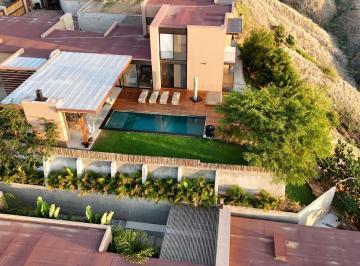 Venta de Casa de Playa Máncora Dentro de Condominio con Altos Estándares de Seguridad y Vista Al Mar