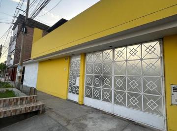 Amplia Casa en Venta – Urb. Santa Isabel, Carabayllo