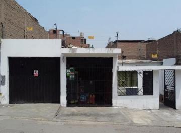 Casa en Venta Como Terreno Amplio 240 m² Carabayllo