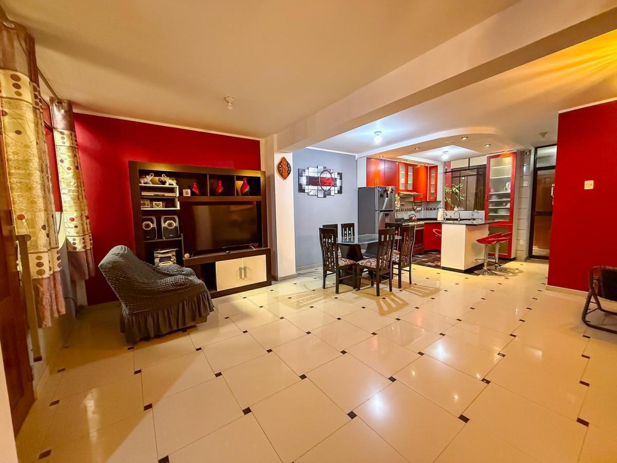 Oportunidad Única en Carabayllo | Amplia Casa de 3 Pisos Terraza | 7 Dormitorios con Baño